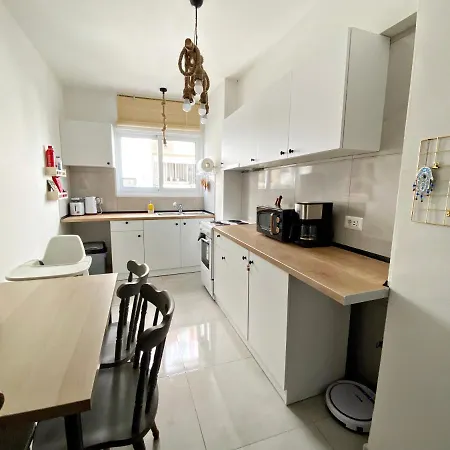 Peaceful 2 Bedroom Flat Engomi