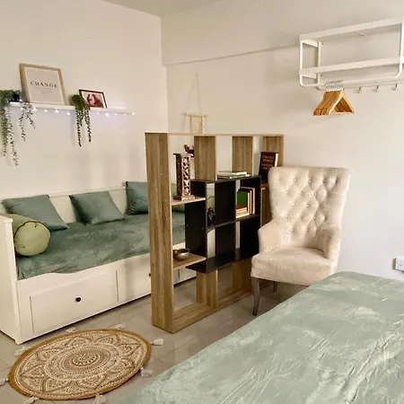 Peaceful 2 Bedroom Flat