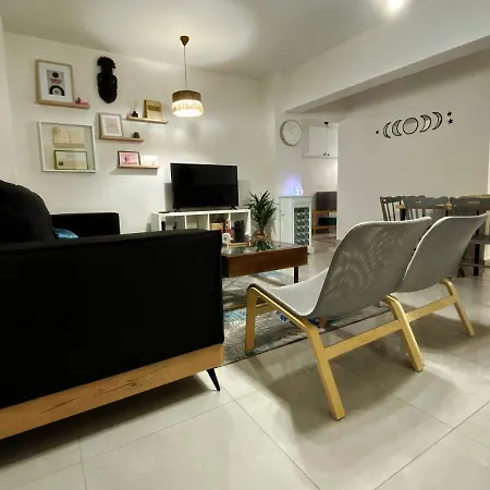 Peaceful 2 Bedroom Flat