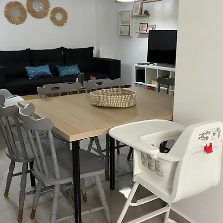 Peaceful 2 Bedroom Flat Engomi