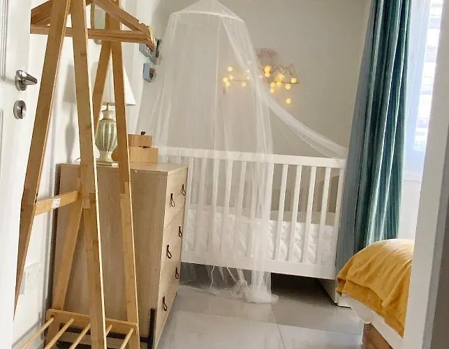 Lägenhet Peaceful 2 Bedroom Flat *