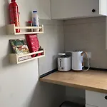 Peaceful 2 Bedroom Flat *