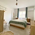 Peaceful 2 Bedroom Flat Apartment