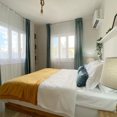 Peaceful 2 Bedroom Flat