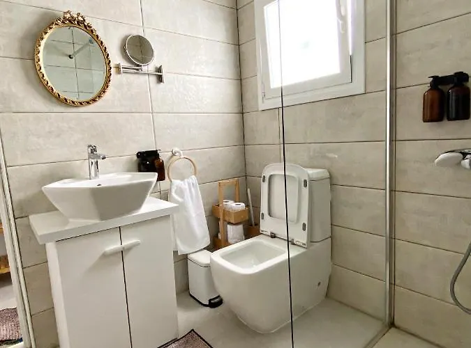 Peaceful 2 Bedroom Flat Lägenhet *