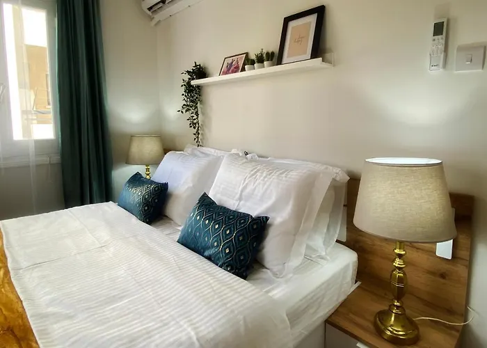 Peaceful 2 Bedroom Flat * Engomi